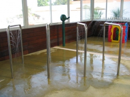 JEU D'EAU POUR ENFANTS